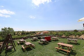 Dessera Vineyards Hotel