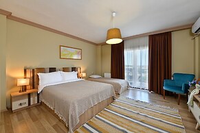 Dessera Vineyards Hotel