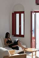 Serendipity Cliffside Villa & Suites