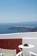 Serendipity Cliffside Villa & Suites