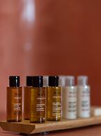 Serendipity Cliffside Villa & Suites