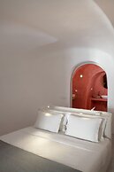 Serendipity Cliffside Villa & Suites