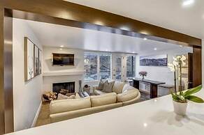 3 Bedroom Mountain Vacation Rental Located 2 Blocks From the Silver Qu