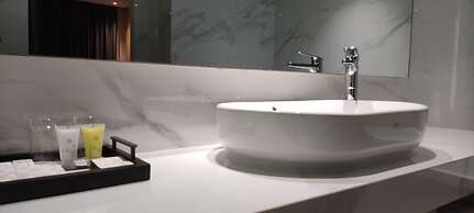 EASTERN HOTEL BOJONEGORO