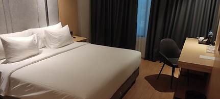 EASTERN HOTEL BOJONEGORO