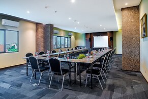 EASTERN HOTEL BOJONEGORO