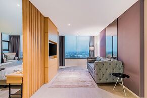 EASTERN HOTEL BOJONEGORO