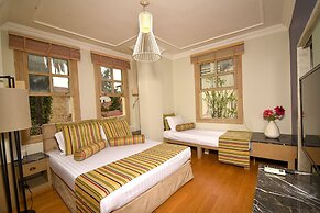 Alp Pasa Gazetta - Special Class