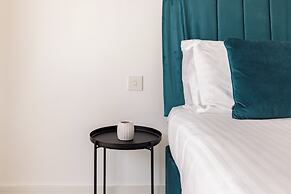 Charles Hope Apartments Brentford