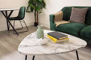 Charles Hope Apartments Brentford