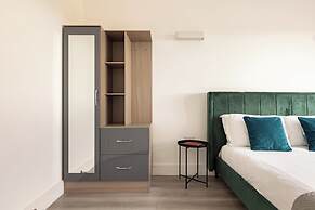 Charles Hope Apartments Brentford