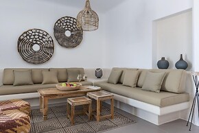 One Bedroom Panoramic - White Co