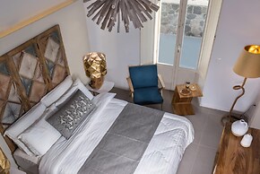 One Bedroom Panoramic - White Co