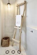 Deluxe Suite With Outdoor Hot Tub - La Torre