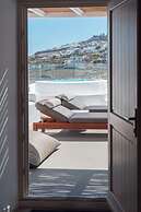 Deluxe Suite Sea View Hot Tub - White Co