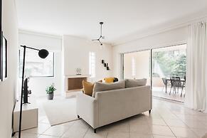 Top-Class 2BR Apartment in Marousi