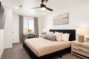 Putter's Paradise at Desert Color #99 by RedAwning