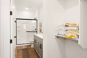 Putter's Paradise at Desert Color #99 by RedAwning