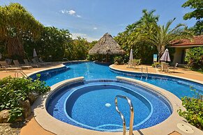 Colina 15C - 3 bdr 2 Bath Family