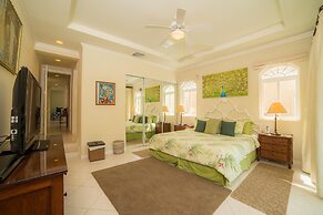 Colina 15C - 3 bdr 2 Bath Family