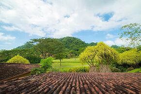 Colina 15C - 3 bdr 2 Bath Family