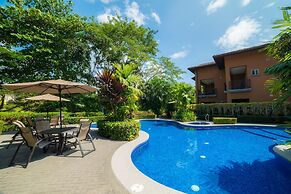 Veranda 8F - 2 bdr 2 Bath - Condo