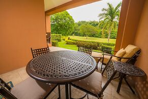 Veranda 8F - 2 bdr 2 Bath - Condo