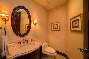 Marbella 1E 3 bdr 3 1 2 Bath