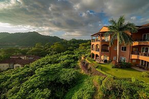 Altavista 5A 3 bdr 3 Bath Ocean View