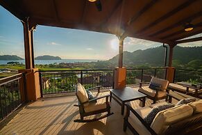 Altavista 5A 3 bdr 3 Bath Ocean View