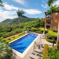 Altavista 5A 3 bdr 3 Bath Ocean View