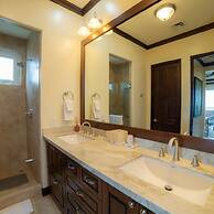 Altavista 5A 3 bdr 3 Bath Ocean View