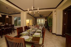 Altavista 5A 3 bdr 3 Bath Ocean View