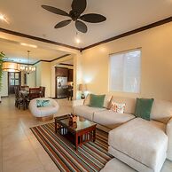 Altavista 5A 3 bdr 3 Bath Ocean View