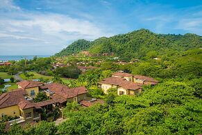 Altavista 5A 3 bdr 3 Bath Ocean View