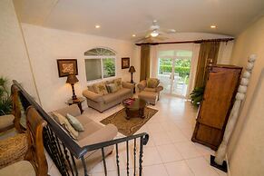 Colina 5E 2 bdr 2 Bath