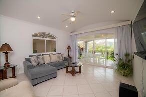 Colina 5E 2 bdr 2 Bath