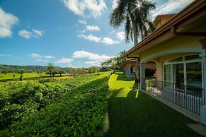 Colina 5E 2 bdr 2 Bath