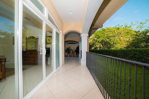 Colina 5E 2 bdr 2 Bath