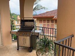 Bella Vista 2B 3 Bedr 3 1 2 Bath Pool View