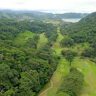 Bella Vista 2B 3 Bedr 3 1 2 Bath Pool View