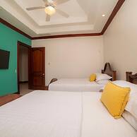 Bella Vista 2B 3 Bedr 3 1 2 Bath Pool View