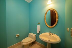 Bella Vista 2B 3 Bedr 3 1 2 Bath Pool View