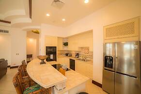 Bella Vista 2B 3 Bedr 3 1 2 Bath Pool View