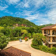 Bella Vista 2B 3 Bedr 3 1 2 Bath Pool View