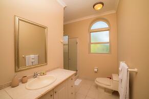 Bella Vista 2C - 3 bdr 3 1 2 Bath