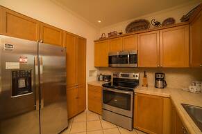 Del Mar 5F 3 Bedr 2 Bath