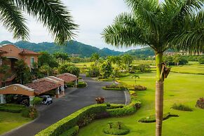 Del Mar 5F 3 Bedr 2 Bath