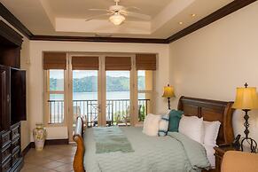 Marbella 2A - 3 bdr 3 1 2 Bath