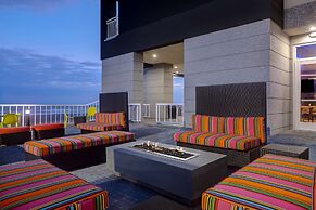 TRU BY Hilton Galveston